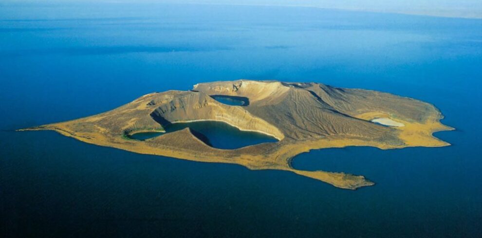 lake turkana national parks